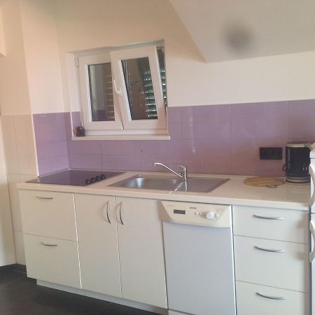 Apartments Villa Lili Lovetovo Водице Екстер'єр фото
