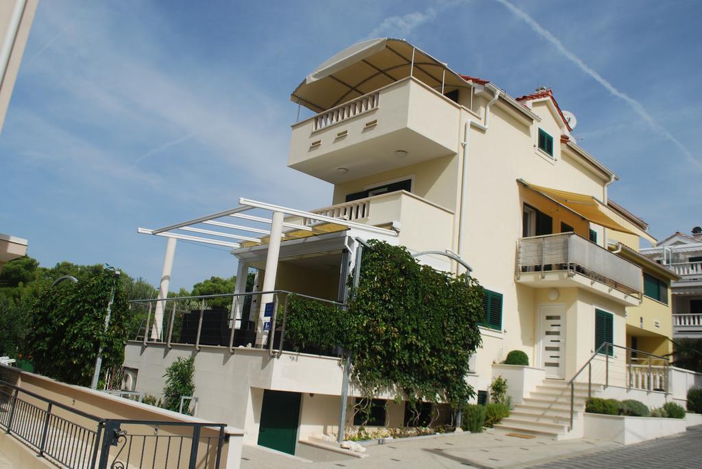 Apartments Villa Lili Lovetovo Водице Екстер'єр фото